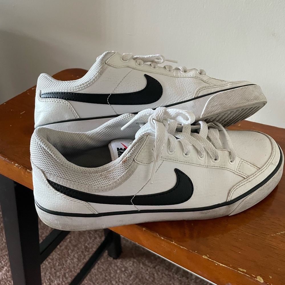 Nike shoes